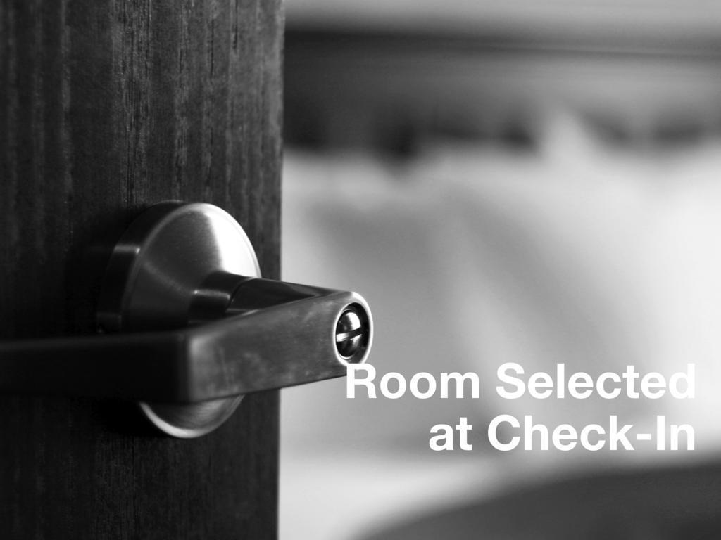 Great Eastern Hotel Кесон Сити Екстериор снимка