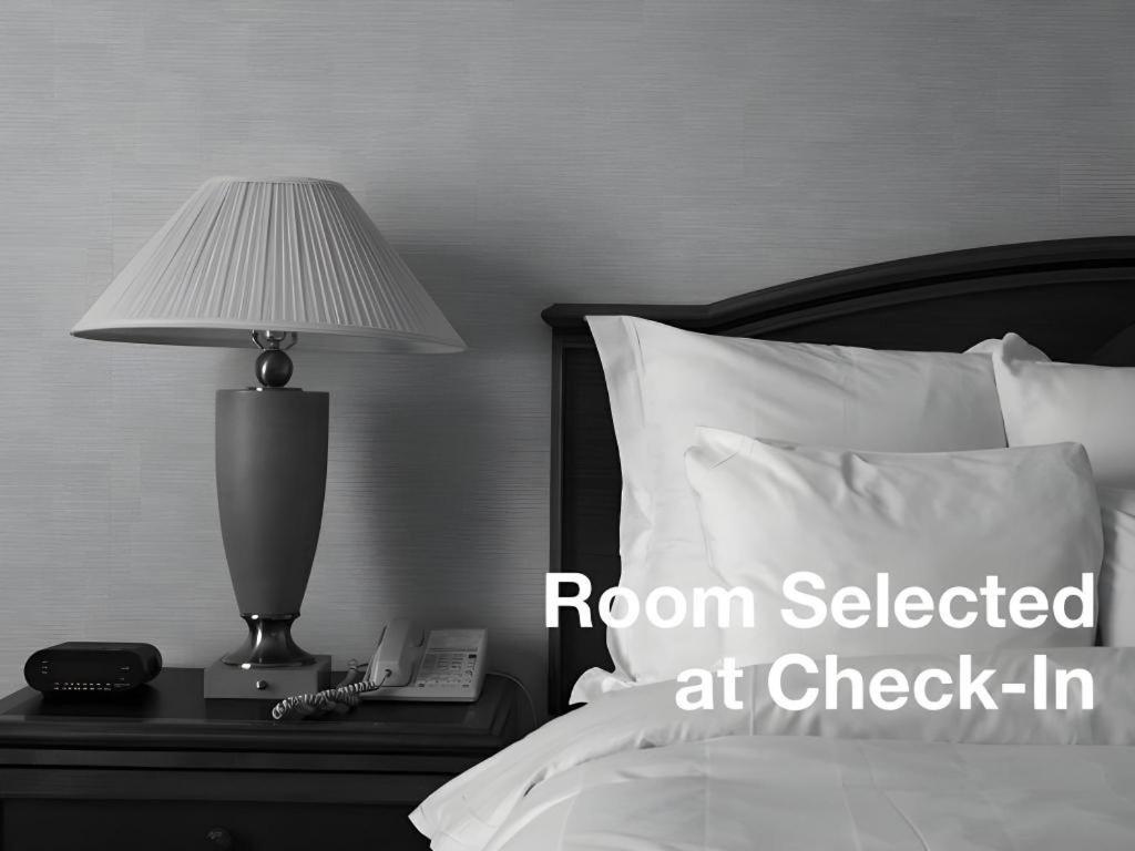Great Eastern Hotel Кесон Сити Екстериор снимка
