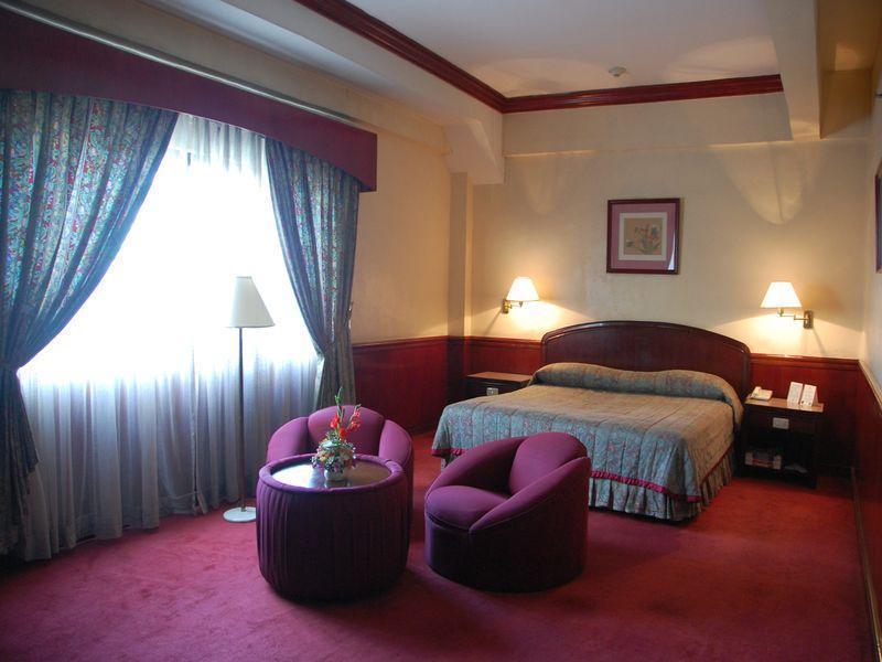 Great Eastern Hotel Кесон Сити Екстериор снимка